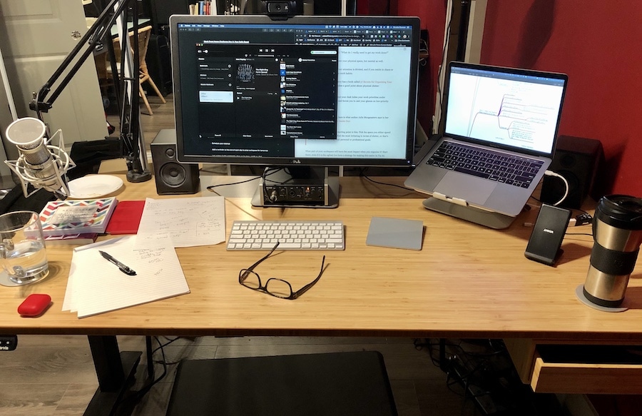 BD Desk mid-day